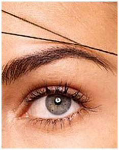 Orientalische Gesichtshaarentfernung