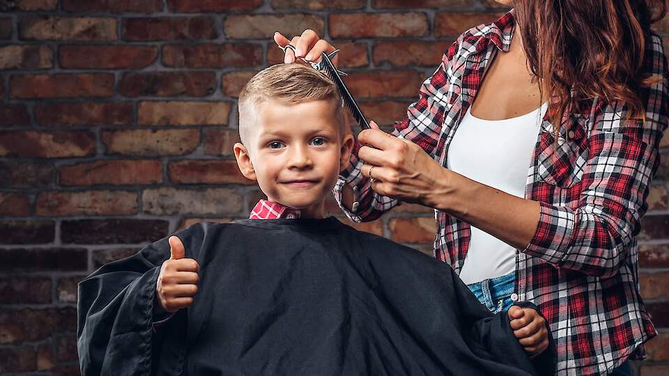 Warum sind Kinderpreise beim Friseur so hoch?